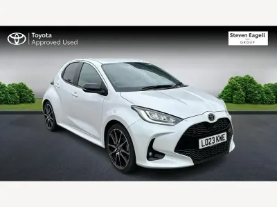 Used Toyota Yaris Hybrid Sport 116 HP (85 kW) 2023 White Hatchback