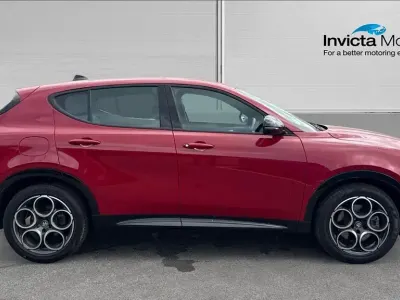Used Alfa Romeo Tonale Sprint 160 HP (117 kW) 2024 Alfa red gloss SUV