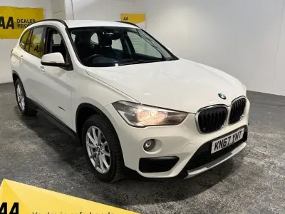 Usado BMW X1 Comfort Edition 150 CV (110 kW) 2017 Blanco SUV