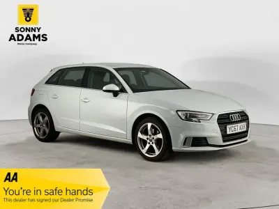Used Audi A3 Sportback Sport 116 HP (85 kW) 2017 White Hatchback