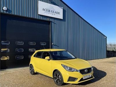 Used MG MG3 Excite 106 HP (77 kW) 2022 Yellow Hatchback