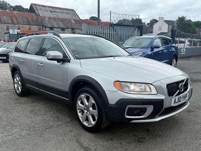 Usado Volvo XC70 SE Lux 163 HP (119 kW) 2010 Prateado Carrinha