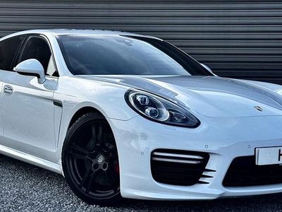 White Used 2016 Porsche Panamera Hatchback | £29,990 (Fair price)