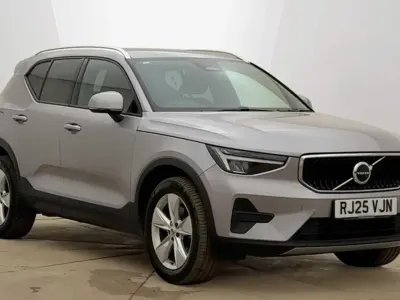 Used Volvo XC40 Core 161 HP (118 kW) 2026 SUV
