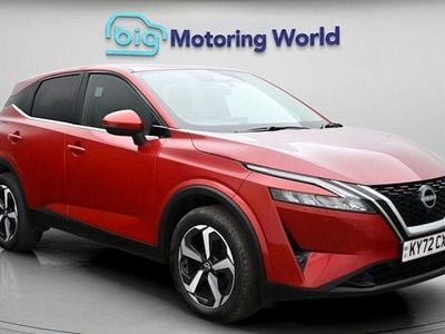 Used Nissan Qashqai N-Connecta 140 HP (102 kW) 2023 Red SUV
