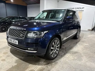 Gebraucht Land Rover Range Rover Vogue 339 PS (249 kW) 2015 Blau SUV