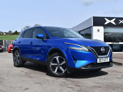 Używany Nissan Qashqai S 2021 Niebieski SUV