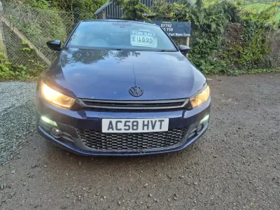 Begagnad VW Scirocco GT 2009 Blå Sportkupé