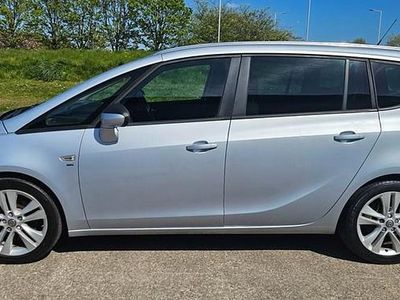 Używany Vauxhall Zafira Tourer SRi 2015 Srebrny Minivan