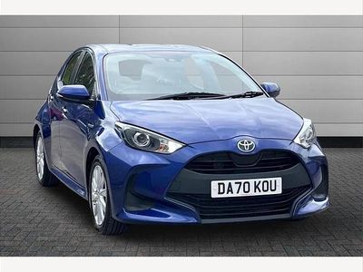Used Toyota Yaris Hybrid 116 HP (85 kW) 2020 Blue Hatchback