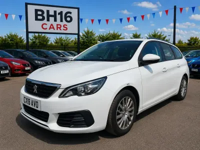 Used Peugeot 308 Access 2018 White Estate
