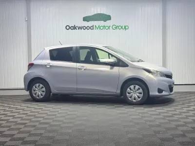 Used Toyota Yaris Multidrive S 2024 Mauve/purple Hatchback