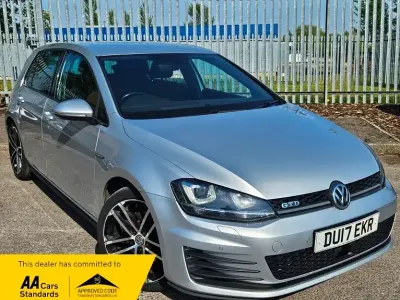 Używany VW Golf VII GTD 184 KM (135 kW) 2017 Srebrny Hatchback