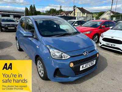 Käytetty Hyundai i10 SE 66 HP (48 kW) 2017 Sininen Viistoperä
