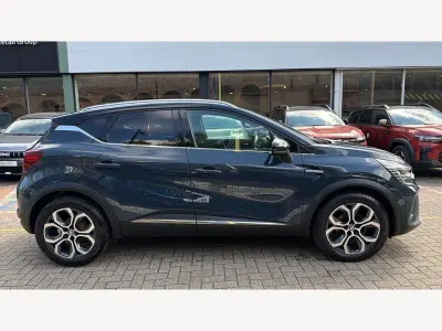 Usado Renault Captur Techno 91 HP (66 kW) 2024 Azul SUV