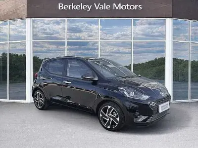 Gebraucht Hyundai i10 Premium 2025 Schwarz Kleinwagen