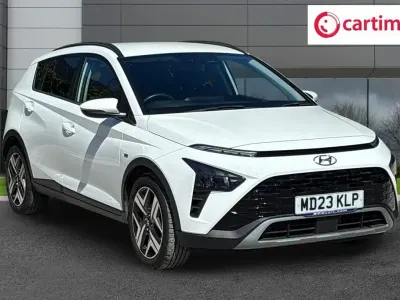 Begagnad Hyundai Bayon Premium 100 HK (73 kW) 2023 Vit SUV