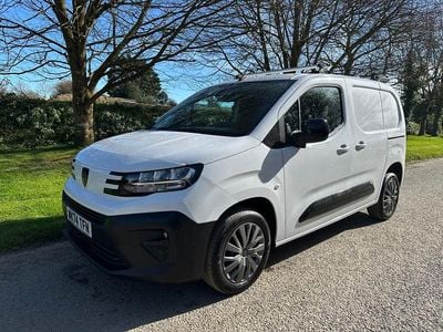 Used Peugeot Partner 130 HP (95 kW) 2024 White MPV