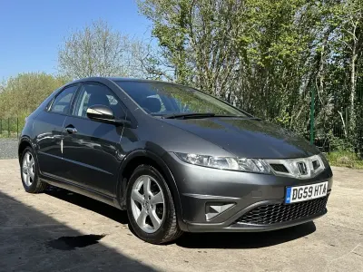 Używany Honda Civic SE 98 KM (72 kW) 2009 Srebrny Hatchback