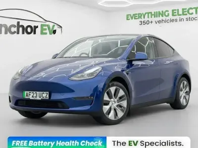 Używany Tesla Model Y Long Range AWD 286 kW (389 KM) 2025 SUV