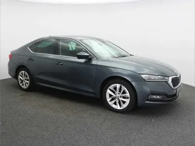 Używany Skoda Octavia SE L First Edition 150 KM (110 kW) 2020 Szary Hatchback