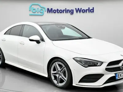 Begagnad Mercedes CLA180 AMG Line Premium Plus 136 HK (100 kW) 2022 Sedan