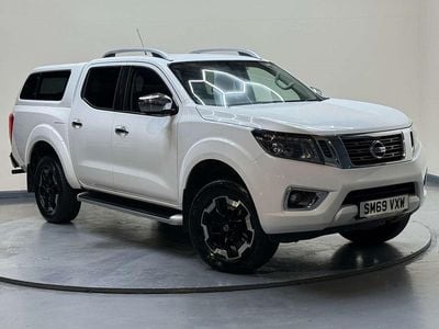 White Used 2020 Nissan Navara Tekna Pickup | £15,900 (Fair price)