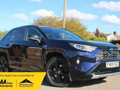 Käytetty Toyota RAV4 2019 Sininen Farmari