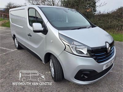 Used Renault Trafic 2018 Silver MPV