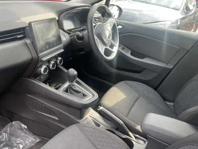 Begagnad Renault Clio V