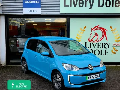 Begagnad VW e-up! 60 kW (82 HK) 2022 Blå Halvkombi