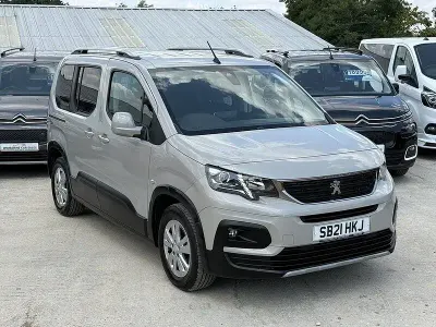 Used Peugeot Rifter Allure 2021 Beige MPV