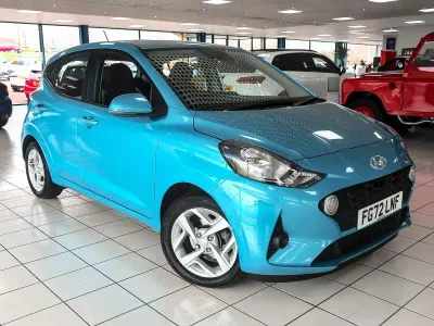 Used Hyundai i10 SE 67 HP (49 kW) 2022 Turquoise Hatchback