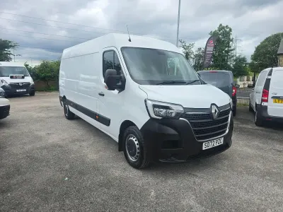 Used Renault Master Business 2022 White MPV