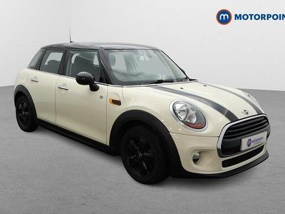 White Used 2016 Mini Cooper Hatch Hatchback | £8,549 (Good price)
