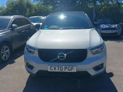 Used Volvo XC40 R-Design 163 HP (119 kW) 2020 Silver SUV