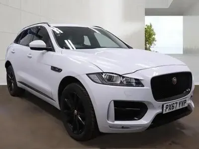 Usado Jaguar F-Pace R-Sport 179 HP (131 kW) 2020 SUV