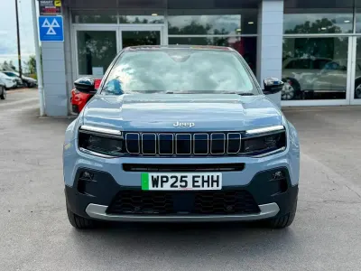 Used Jeep Avenger EV Summit 113 kW (154 HP) 2025 Grey SUV