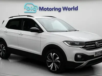 Usado VW T-Cross Black Edition 110 CV (80 kW) 2023 Blanco SUV