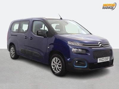 Usado Citroën e-Berlingo Feel 100 kW (136 HP) 2023 Azul Monovolume