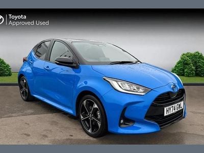 Used Toyota Yaris Hybrid Edition 130 HP (95 kW) 2024 Neptune blue bitone Hatchback