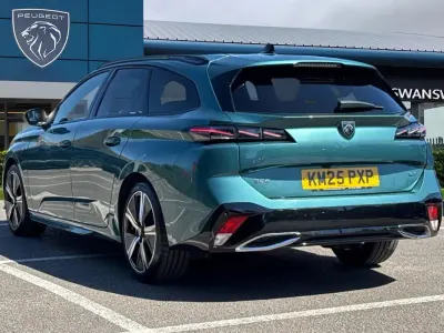 Second-hand Peugeot 308 SW GT 134 CP (98 kW) 2025 Albastru Break