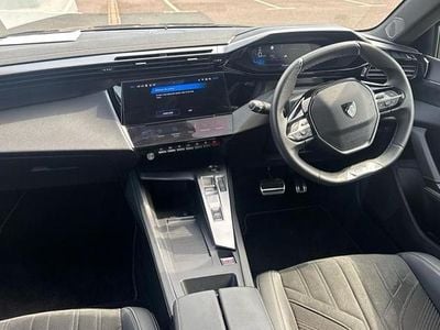 Peugeot e-308