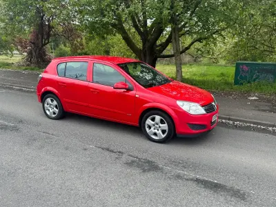 Used Vauxhall Astra Club 2008 Red Hatchback