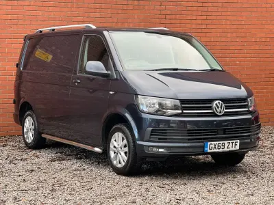 Begagnad VW Transporter Highline 2019 Blå Van