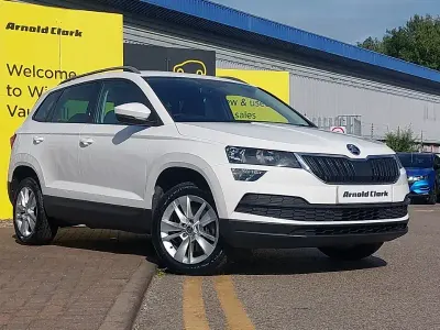 Used Skoda Karoq SE Technology 116 HP (85 kW) 2018 White SUV