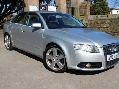 Używany Audi A4 S-Line 170 KM (125 kW) 2007 Srebrny Sedan/Limuzyna
