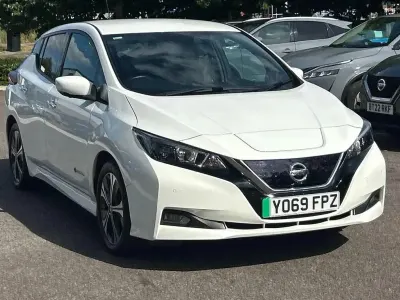 Used Nissan Leaf N-Connecta 108 kW (147 HP) 2020 White Hatchback