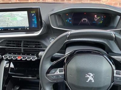 Peugeot e-208