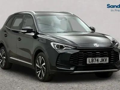 Used MG ZS Trophy 196 HP (144 kW) 2024 Metallic  black pearl SUV